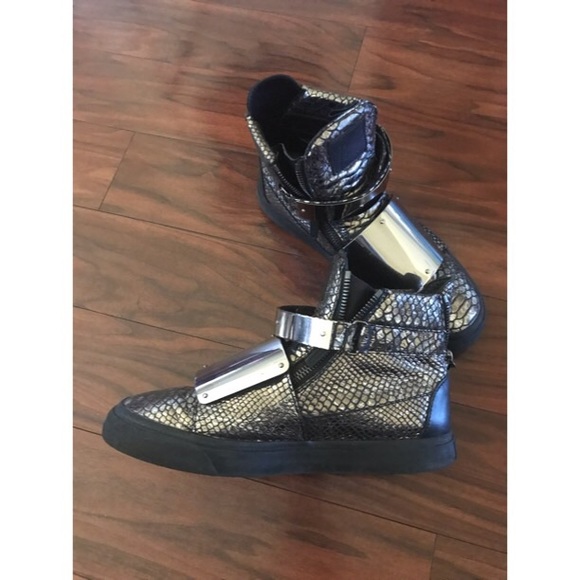 Black and Silver Python Giuseppe Zanotti Sneakers - Picture 3 of 4